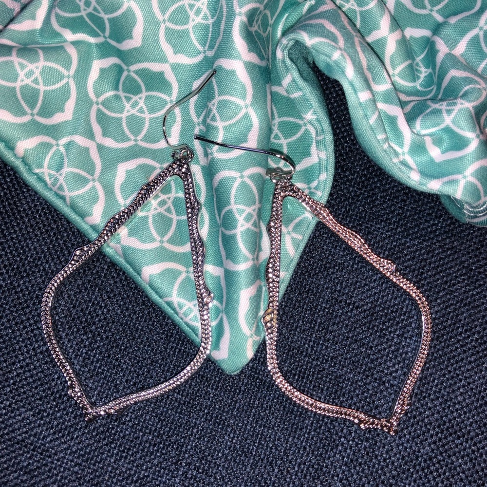 Classic Kendra Scott Sophee Drop Earrings Silver